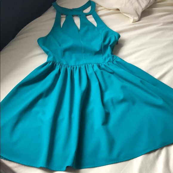Kendall&Kylie Turquoise Dress! - Picture 3 of 7